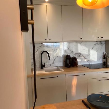 LE CALI, P2 Cabine dans une résidence avec piscine, vue mer et parking privé La Grande-Motte Exterior foto