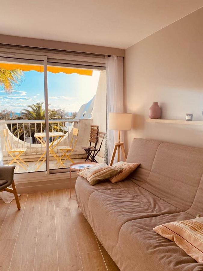 LE CALI, P2 Cabine dans une résidence avec piscine, vue mer et parking privé La Grande-Motte Exterior foto